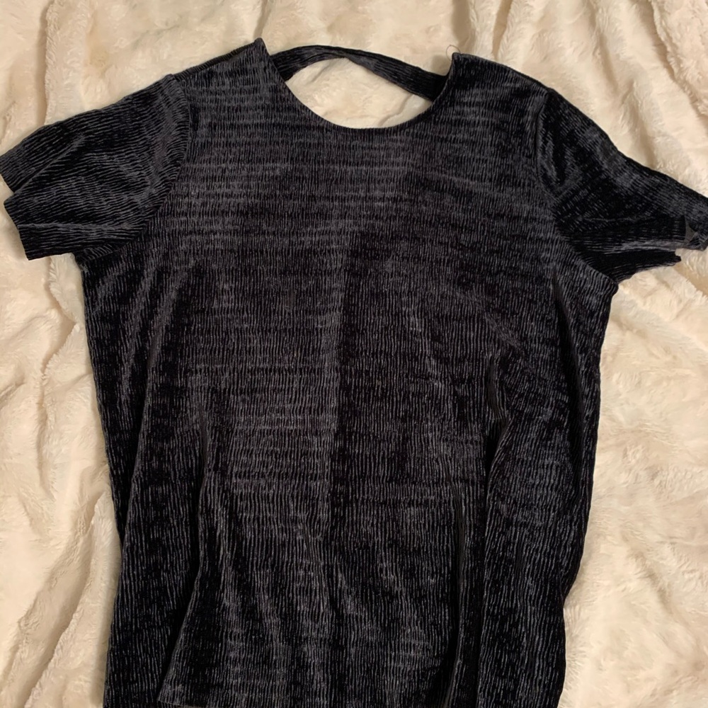 VELVET TOP